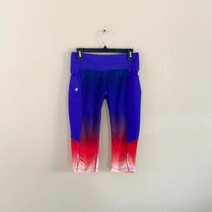 Athleta Ombré Blue and Red Athletic Crop Capri Legging‎